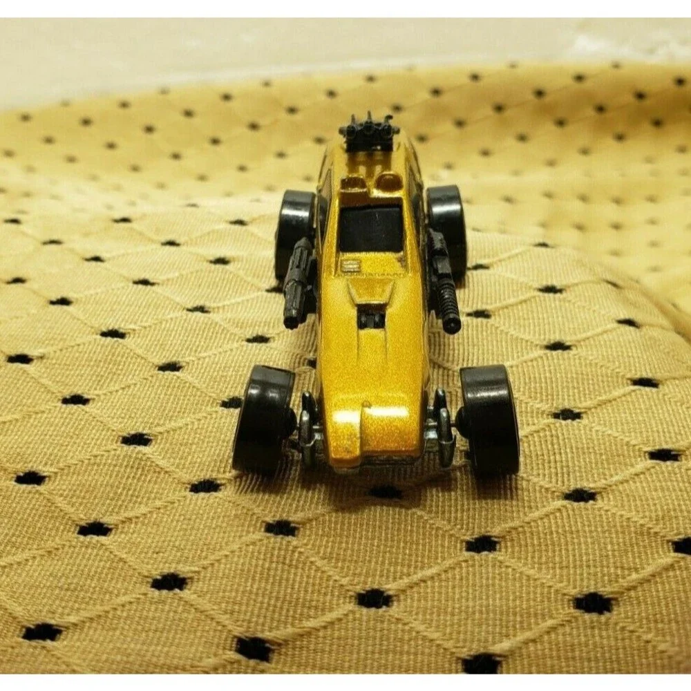 1982 Hotwheels Gunner Enforcer 447 gold metalflake Vintage